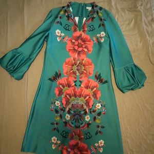 New York & Company Balloon-Sleeve Shift Dress